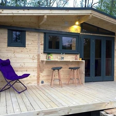 Chalet Nature Sur La Vallee De La Truyere Neuveglise Exterior photo