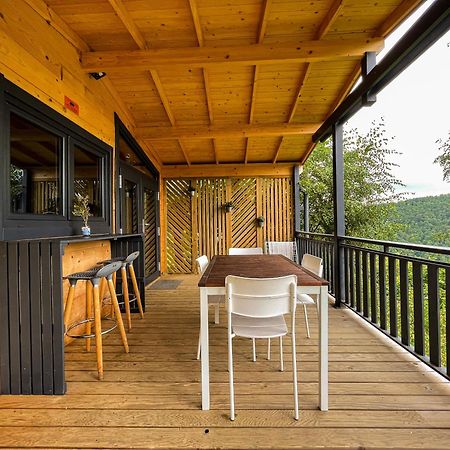Chalet Nature Sur La Vallee De La Truyere Neuveglise Exterior photo
